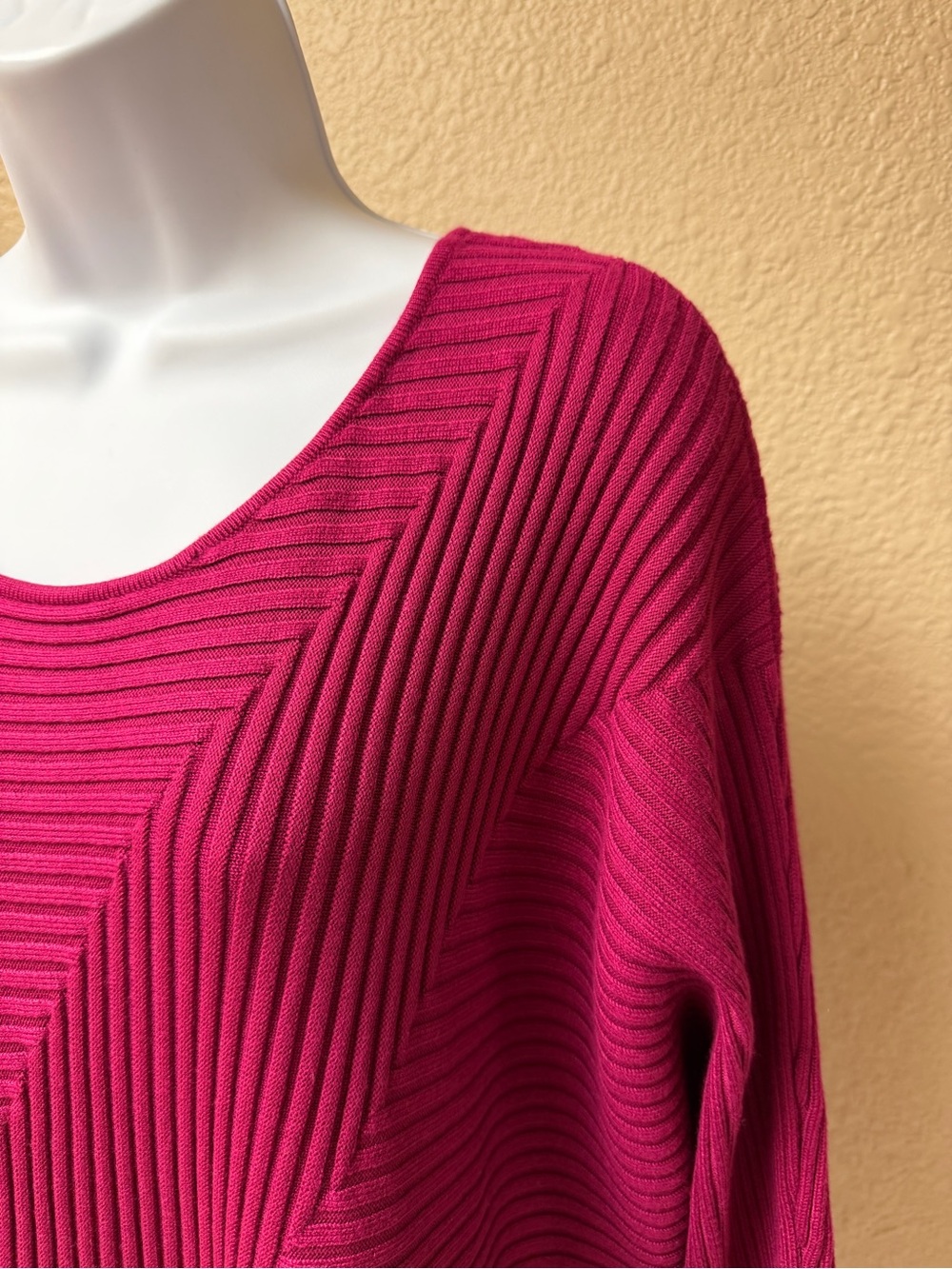 4/$20 Chico's Raspberry Ribbed Scoop-Neck Sweater - Picture 3 of 6